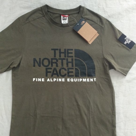 The North Face Tee, Men's  Small, NWT - Picture 1 of 4